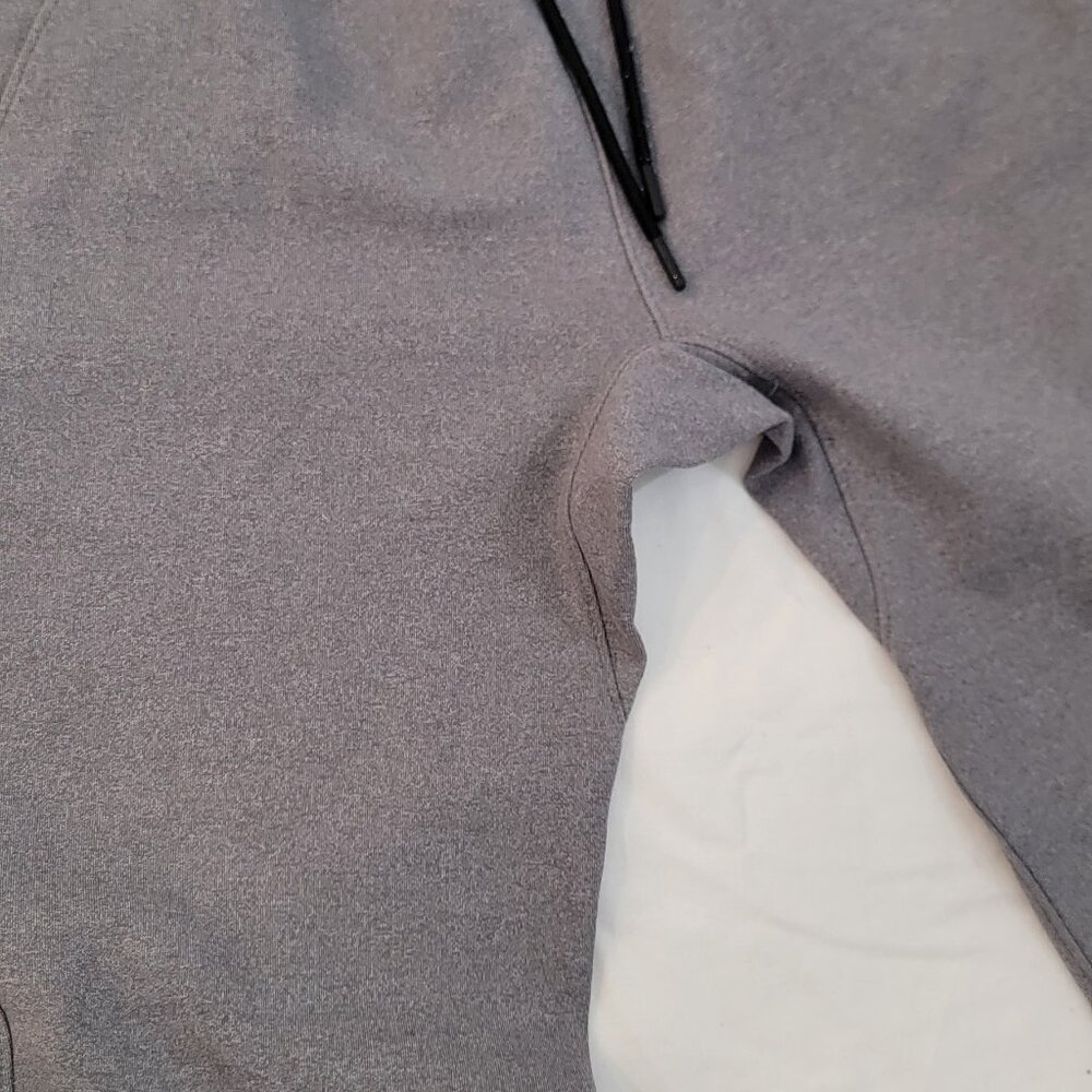 Old Navy Joggers – Dynamic Fleece – Soft, Stretchy & Sporty Comfort Size M